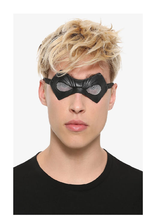 The Umbrella Academy - Student Mask - Trick or Treat Studios - Adult Teen